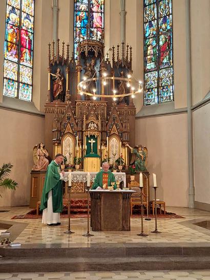 Pfarrer Stefan Fleischmann (li.) und Pfarrer Holger Fiedler